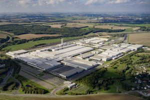 85bbccbc-vw-id3-zwickau-plant-8