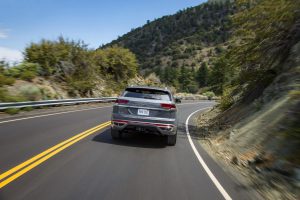 878e1660-2020-vw-atlas-cross-sport-unveiled-3