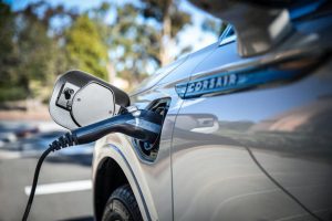 All-new-Lincoln-Corsair-Grand-Touring-PHEV-in-Ceramic-Pearl-4