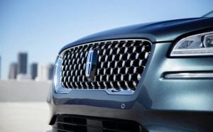 All-new-Lincoln-Corsair-Grand-Touring-PHEV-in-Flight-Blue-9