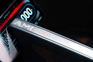 Aston-Martin-AMB-001-05