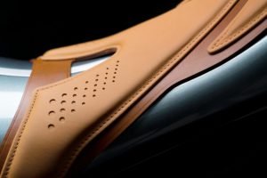 Aston-Martin-AMB-001-06
