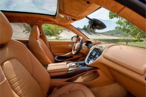 Aston-Martin-DBX_11
