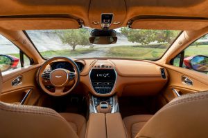 Aston-Martin-DBX_13