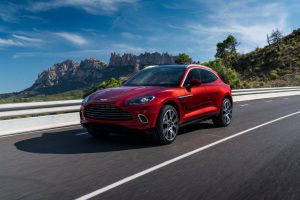 Aston-Martin-DBX_19