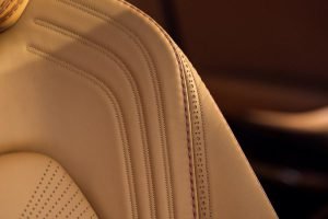Aston-Martin-DBX_31