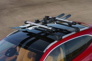 Aston-Martin-DBX_33_Ski-Rack