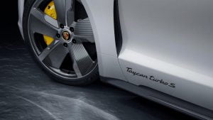 Porsche-Exclusive-Taycan-Turbo-12