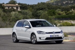VW-E-Golf-04