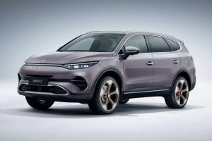 aad3250c-2020-denza-x-phev-china-spec-3