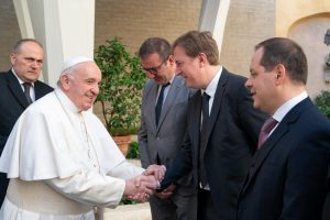 dacia-duster-for-pope-francis-4