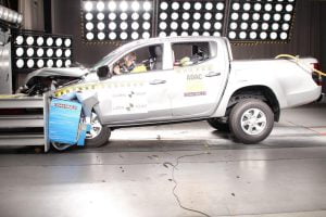 2019-mitsubishi-l200-latin-ncap-4