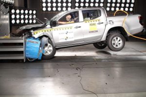 2019-mitsubishi-l200-latin-ncap-8