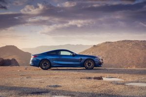 2020-BMW-M8-Competition-09