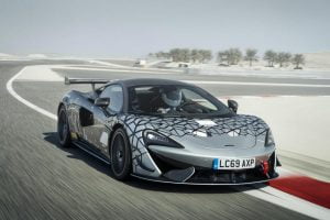 2020-McLaren-620R-1