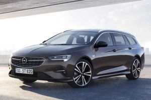 2020-Opel-Insignia-8
