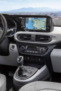 3f3ba9e2-hyundai-i10-interior-3