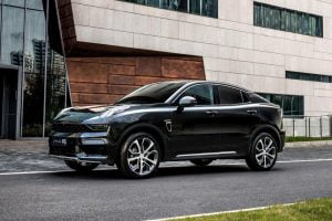 Lynk-And-Co-05-5