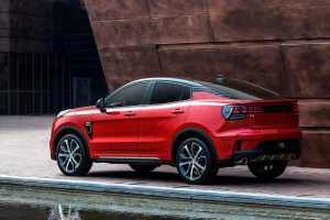 Lynk-And-Co-05-7