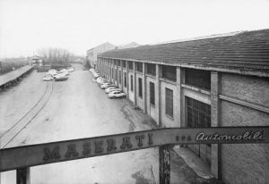 Maserati_entrance_Viale_Ciro_Menotti_Modena_1965