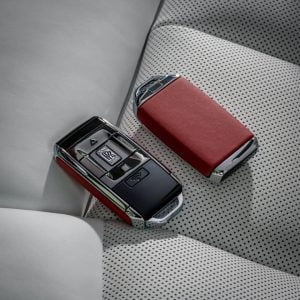 Rolls-Royce-Bespoke-Red-Phantom-1