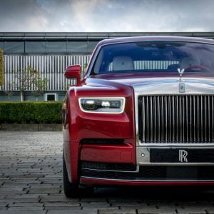 Rolls-Royce-Bespoke-Red-Phantom-18