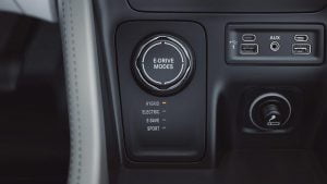 jeep-grand-commander-phev-china-sales-start-3