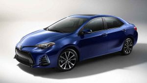 2017-Toyota-Corolla-01