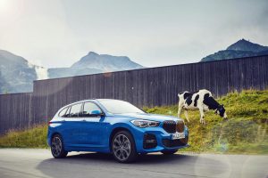 2020-BMW-X1-xDrive25e-13
