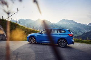 2020-BMW-X1-xDrive25e-4