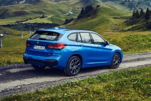 2020-BMW-X1-xDrive25e-7