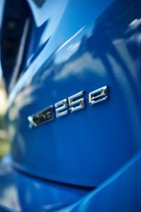 2020-BMW-X1-xDrive25e-9