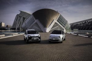 2020-Fiat-500-Panda-Hybrid-01