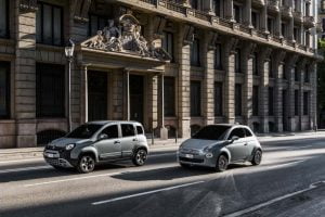 2020-Fiat-500-Panda-Hybrid-06