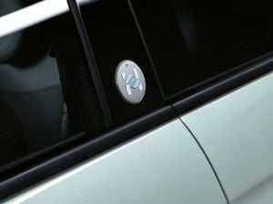 2020-Fiat-500-Panda-Hybrid-16