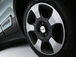 2020-Fiat-500-Panda-Hybrid-38