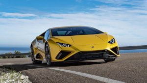 2020-Lamborghini-Huracan-EVO-RWD-5-CarScoops