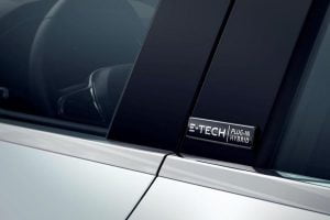 2020-Renault-Captur-E-Tech-plug-in-hybrid-7