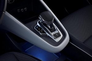 2020-Renault-Captur-E-Tech-plug-in-hybrid-8