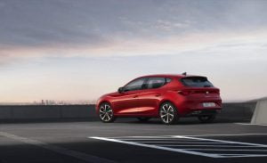 2020-Seat-Leon-Hatch-FR-Sport-Tourer-10-1