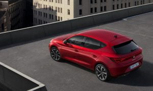 2020-Seat-Leon-Hatch-FR-Sport-Tourer-12