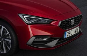 2020-Seat-Leon-Hatch-FR-Sport-Tourer-13