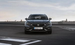 2020-Seat-Leon-Hatch-FR-Sport-Tourer-30