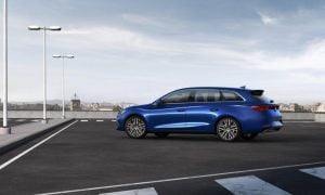 2020-Seat-Leon-Hatch-FR-Sport-Tourer-40