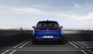 2020-Seat-Leon-Hatch-FR-Sport-Tourer-41