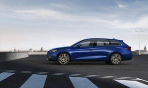 2020-Seat-Leon-Hatch-FR-Sport-Tourer-42
