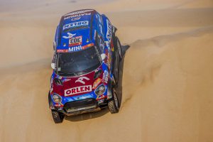 AP-22T8ZBJUN1W11_hires_jpeg_24bit_rgb_news