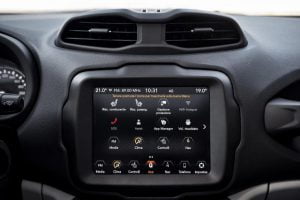 Jeep-Renegade-Compass-4XE-First-Edition-04