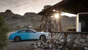 Mercedes-E-Class-39