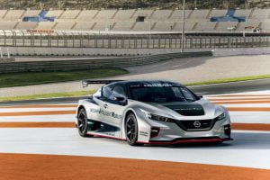 Nissan_leaf_nismo_RC-05